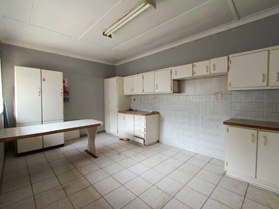 21 Bedroom Property for Sale in Universitas Free State